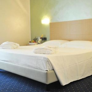 Camera familiare con letto king size